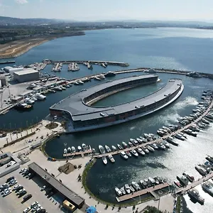 فندق Crowne Plaza - Tuzla Viaport Marina By Ihg